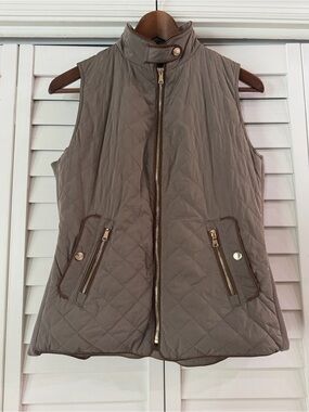 Zara Woman Field Quilted Vest - Size M